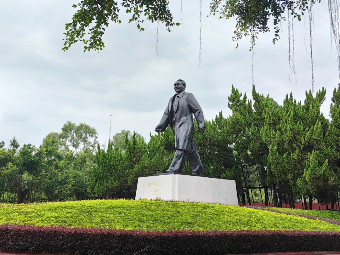 巖星之聲|巖星科建黨支部赴蓮花山開展主題黨日活動插圖 圖片