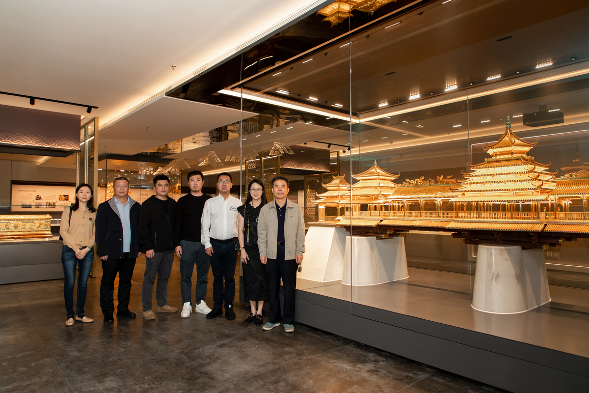 “大灣區(qū)企業(yè)博物館之旅” 巖星一行赴臻寶博物館調(diào)研交流插圖(7)